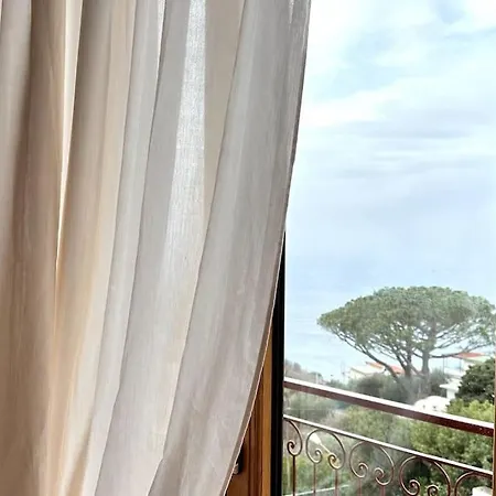 Capri Sunset & Terrace Apartment Massa Lubrense